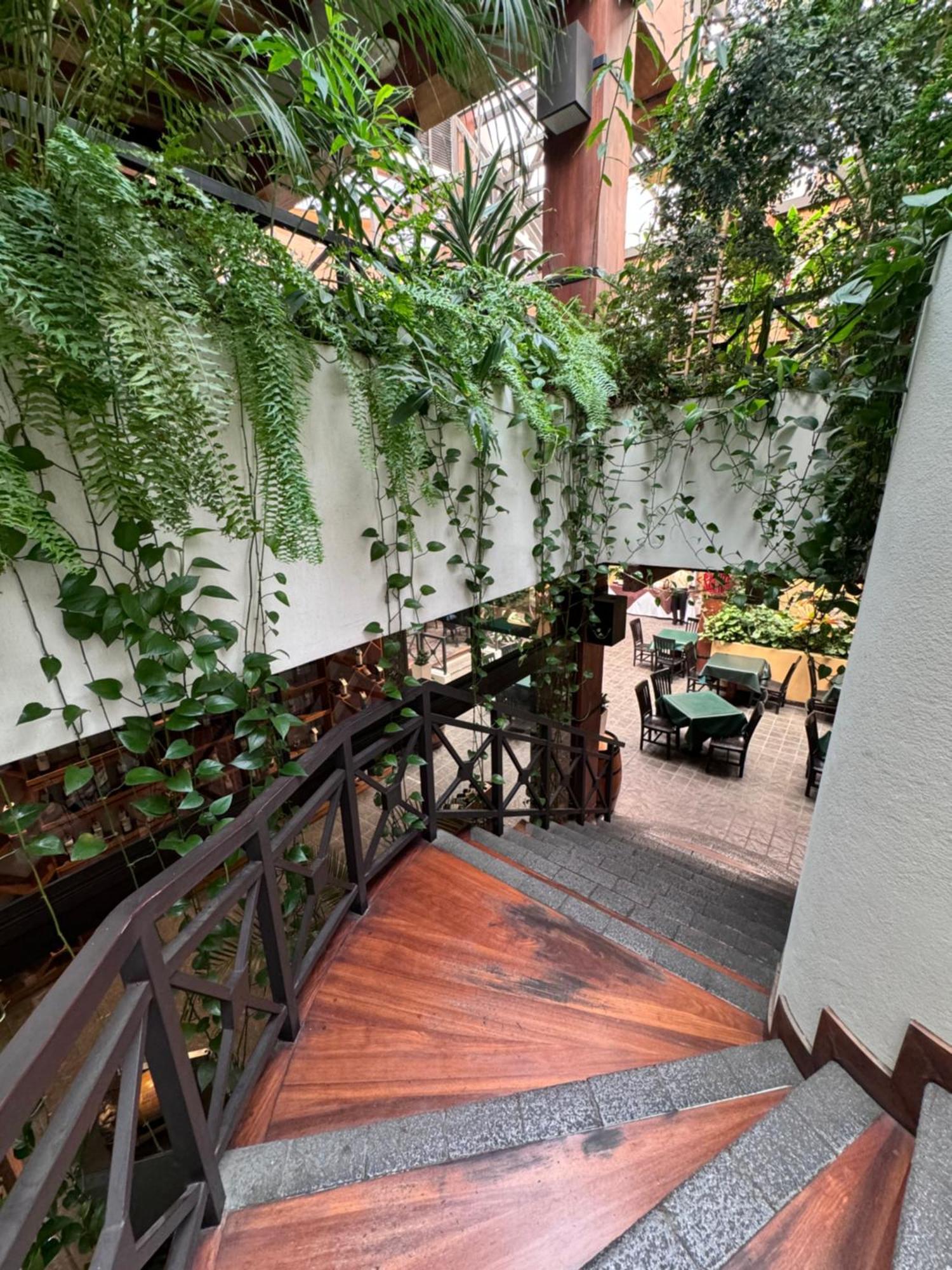Balmoral Hotel San Jose Cr, Historic District Exterior photo